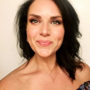 Meet your Posher, Justine